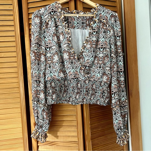 Anthropologie Womens Floral Print Ruffle Blouse. Size medium. - Picture 2 of 10